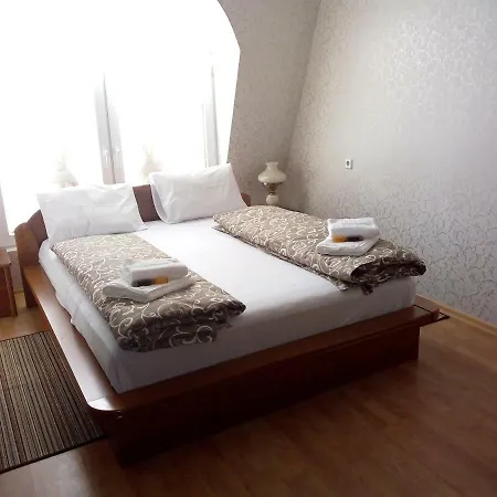 Luxury Veronic